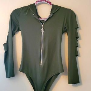 Nwot ladies bodysuit hoodie